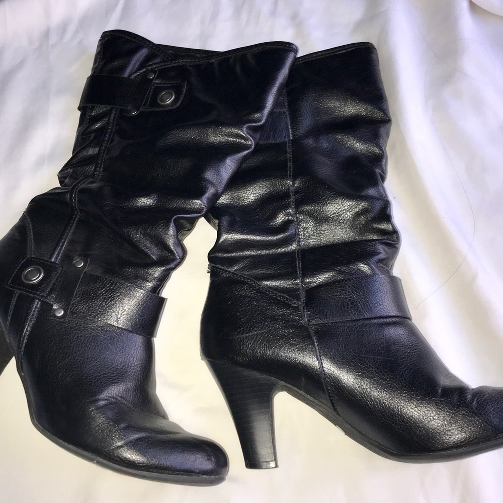 Ana black boots - mid calf.